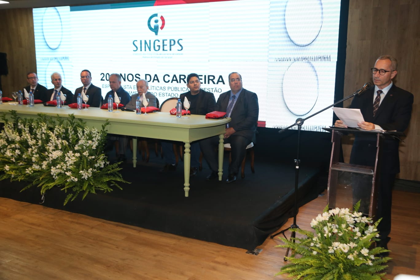 PHOTO-2022-08-24-08-30-43 2.jpg