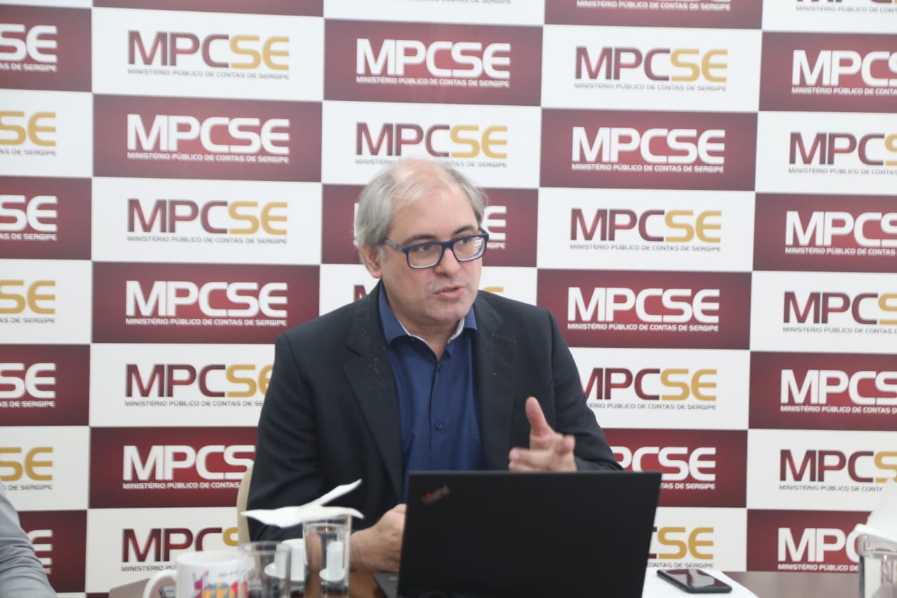 PHOTO-2022-09-02-13-25-44 3.jpg